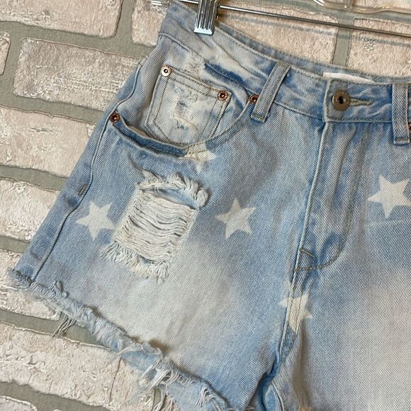 Dance & Marvel Blue Distressed Jean Shorts with stars Americana size small - Picture 2 of 6
